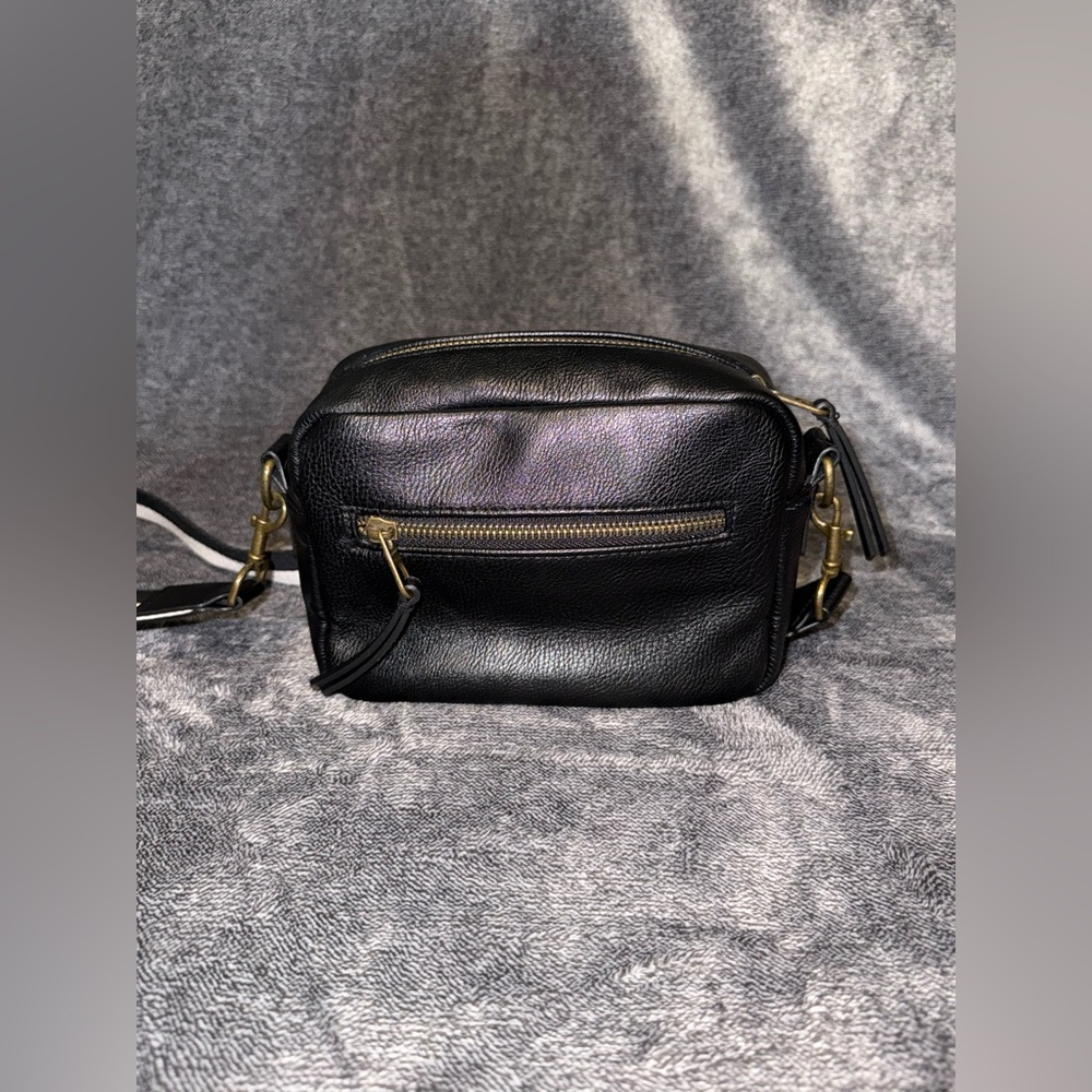 Universal Thread Black Crossbody Bag - Picture 4 of 9